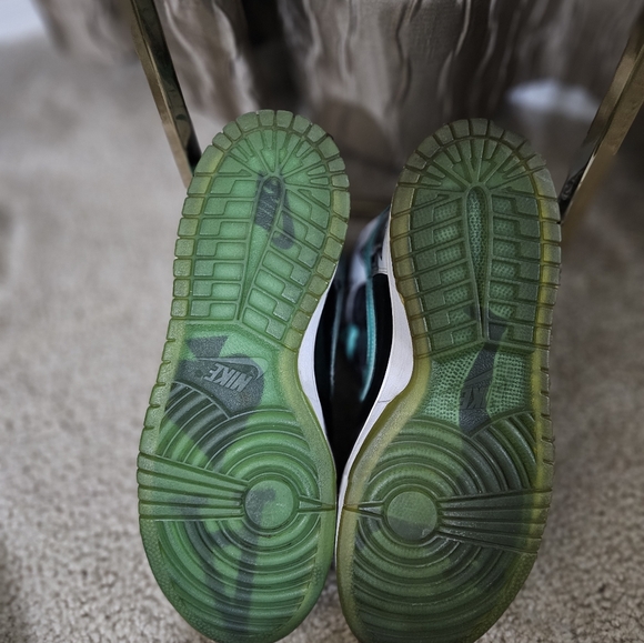 Nike Dunks High PRM Dontrelle - Picture 3 of 10